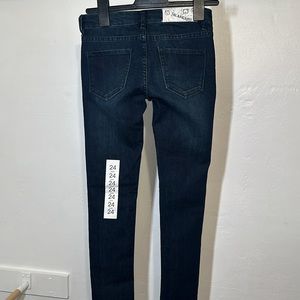 Blank NYC Dark Blue Slim Leg Jeans Size 24 NEW WITH TAGS